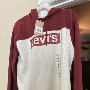 Men’s small Levi’s hoodie. New with tags!